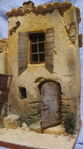 Cabanon à étage dans les dentelles de Montmirail